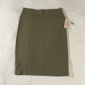 LuLaRoe Women’s Cassie Pencil Skirt/Size: L /Color: Moss Green (NWT)